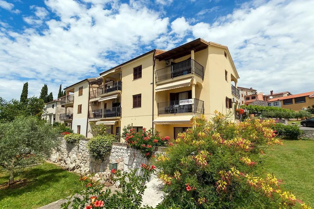 Apartments Nevenka Vrsar