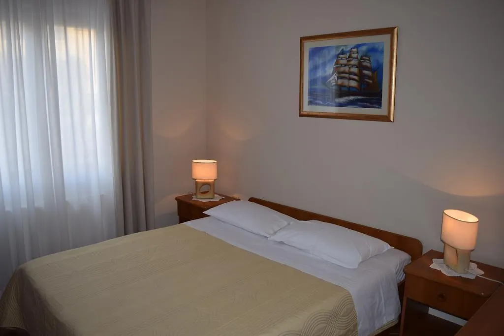 Apartments Nevenka Vrsar
